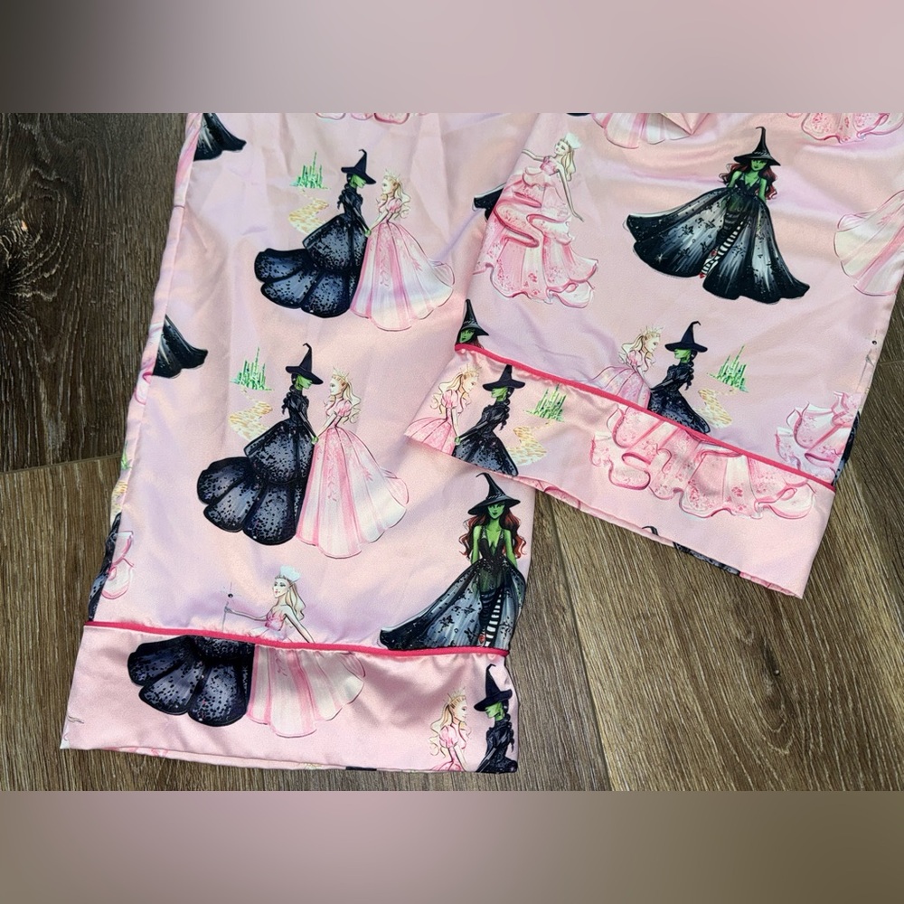 SHESHOW Wicked Print Pink Satin Pajama Set Women’s 💗Size M💚 LIKE NEW! - Picture 9 of 15